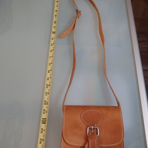 Small Square Tan Leather Purse - Sturdy Quality! - Picture 10 of 10